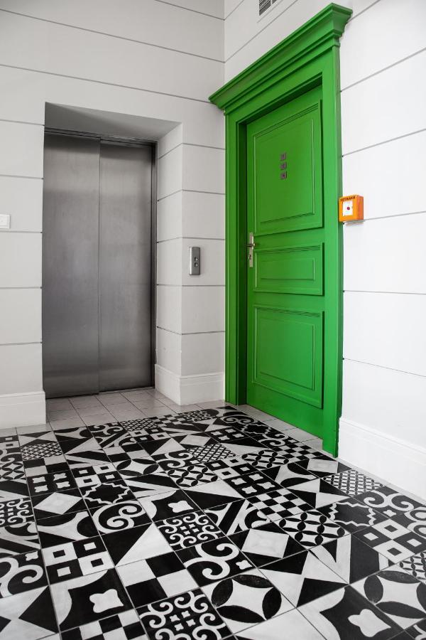 Househost Apartment :Zacisze Street Краків Екстер'єр фото